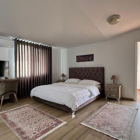 Hotel Vila Arbri Berat Eksteriør bilde