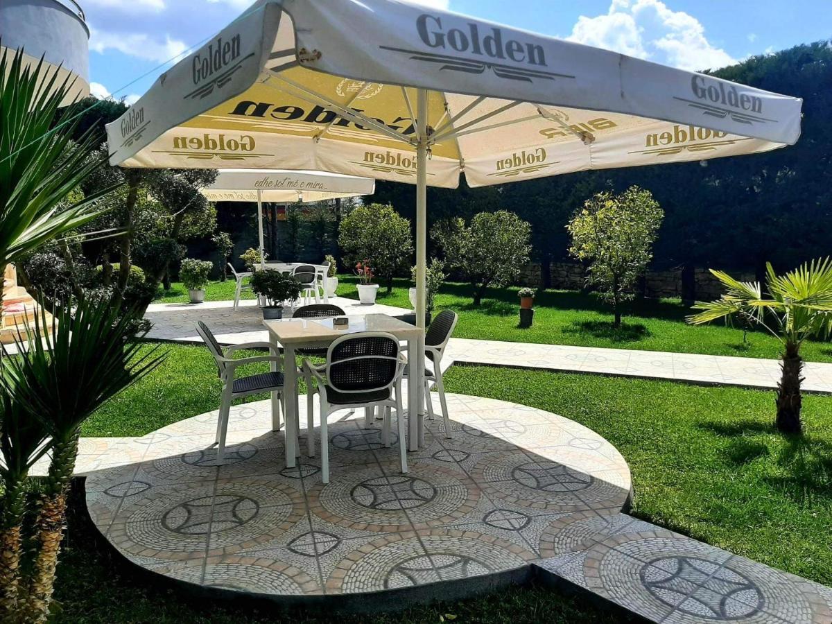 Hotel Vila Arbri Berat Eksteriør bilde