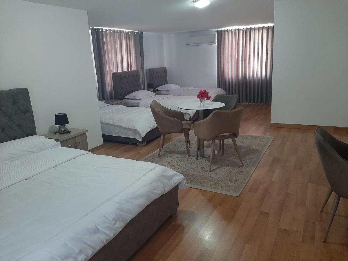 Hotel Vila Arbri Berat Eksteriør bilde