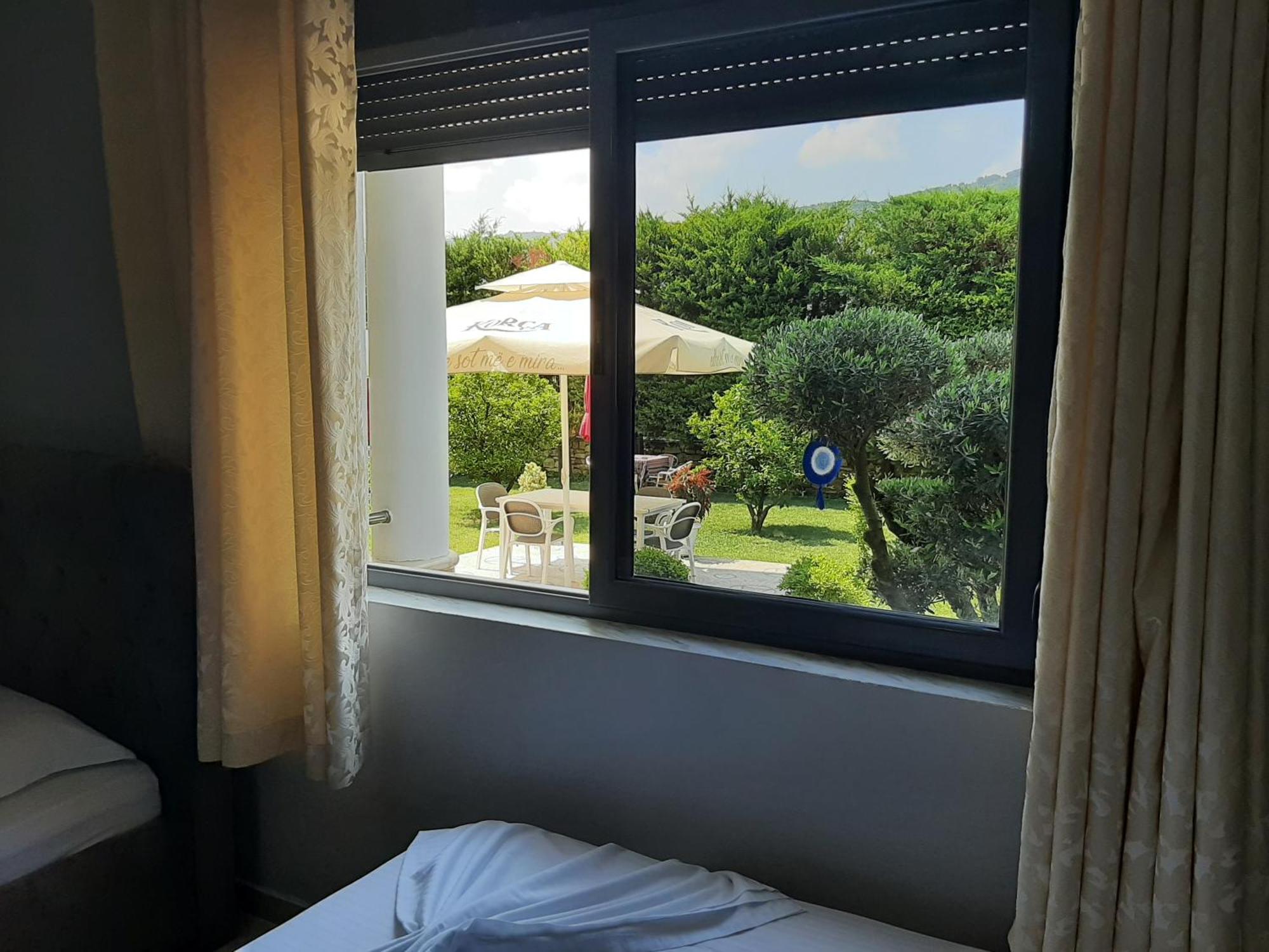 Hotel Vila Arbri Berat Rom bilde